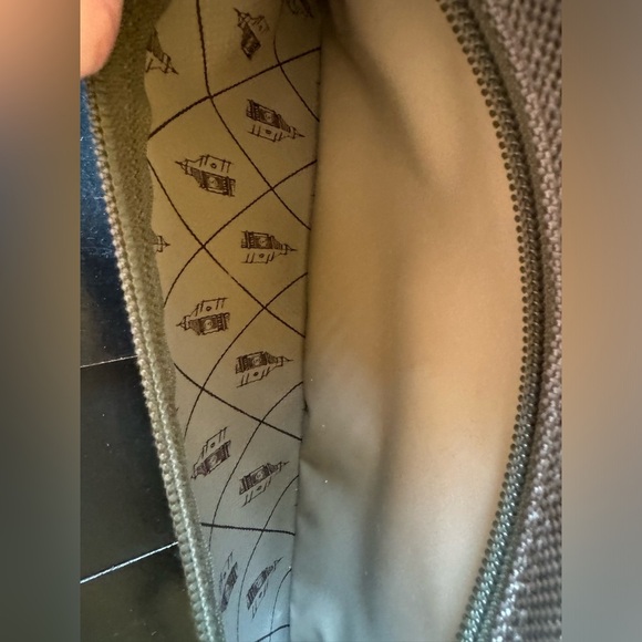 LONDON FOG Men’s Dusty Sage Grey Toiletry Travel Bag w/ Brown Piping - Picture 9 of 14